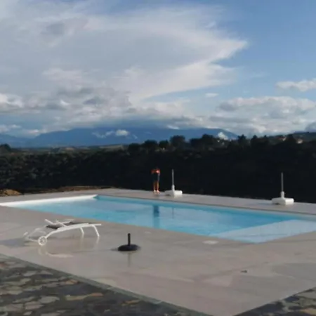 Splendid Holiday In With Swimming Pool