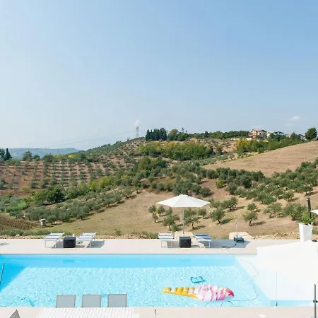 Holiday home Splendid Holiday In With Swimming Pool Pescara