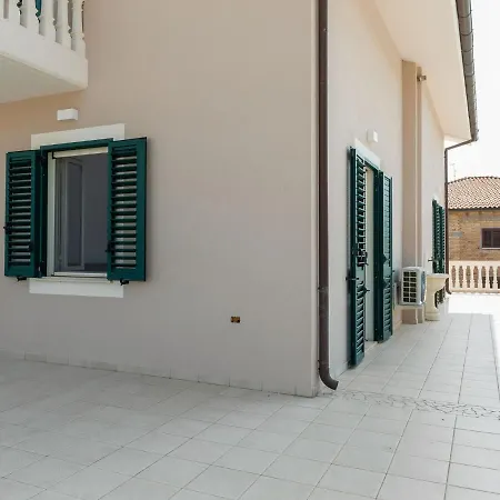 Splendid Holiday In With Swimming Pool Holiday home Pescara