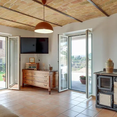 Splendid Holiday In With Swimming Pool Pescara
