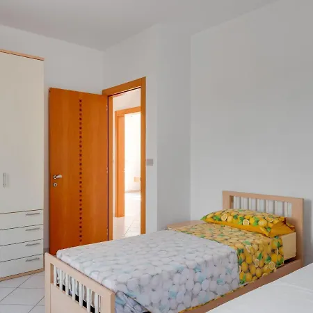 Holiday home Splendid Holiday In With Swimming Pool Pescara